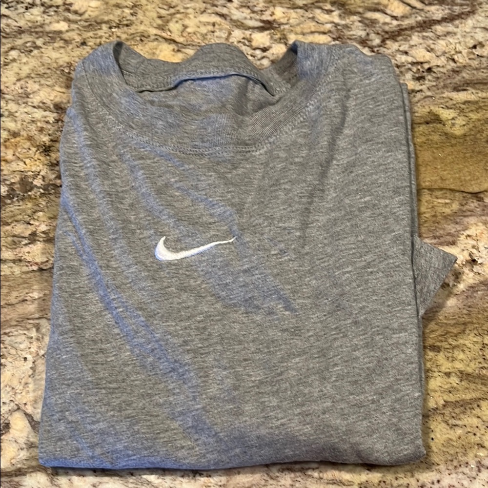 Nike Gray Girls Short Sleeve Tee Athletic Casual
